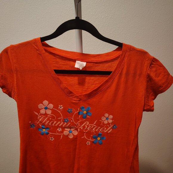 Miami Beach Women's Pink V-Neck Short Sleeve T-Shirt Size Large Cotton Polyester - Picture 3 of 11